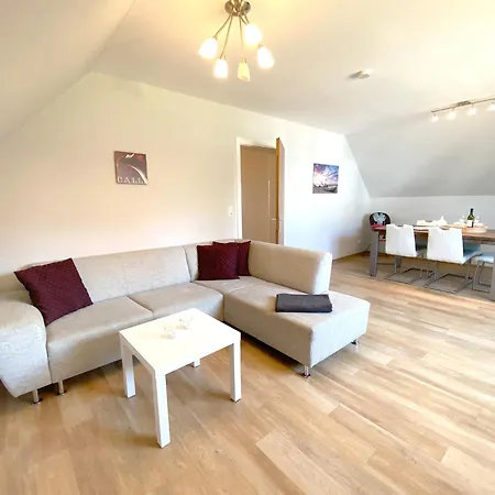 Luv-lee Apartman